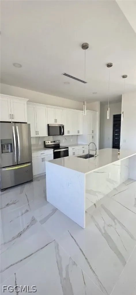 3718 8th Street SW Lehigh Acres FL 33976