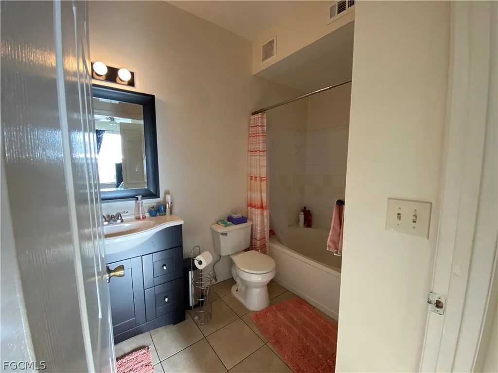 11490 Villa Grand Fort Myers FL 33913