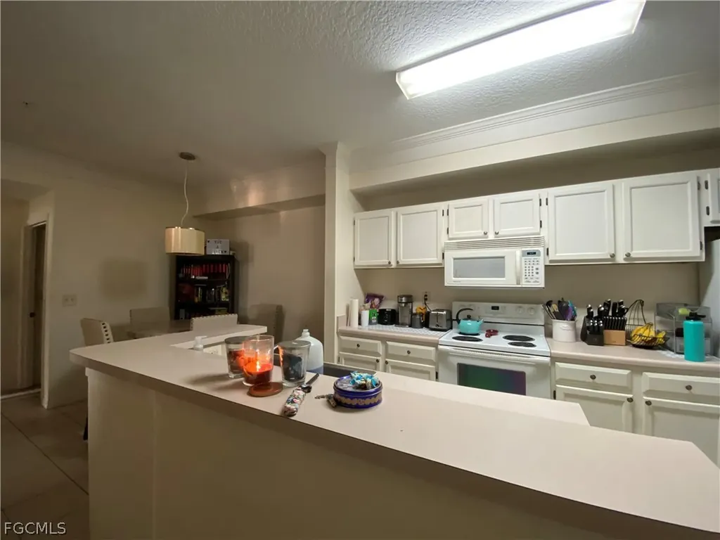 11490 Villa Grand Fort Myers FL 33913