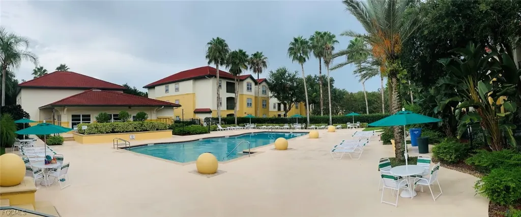 11490 Villa Grand Fort Myers FL 33913