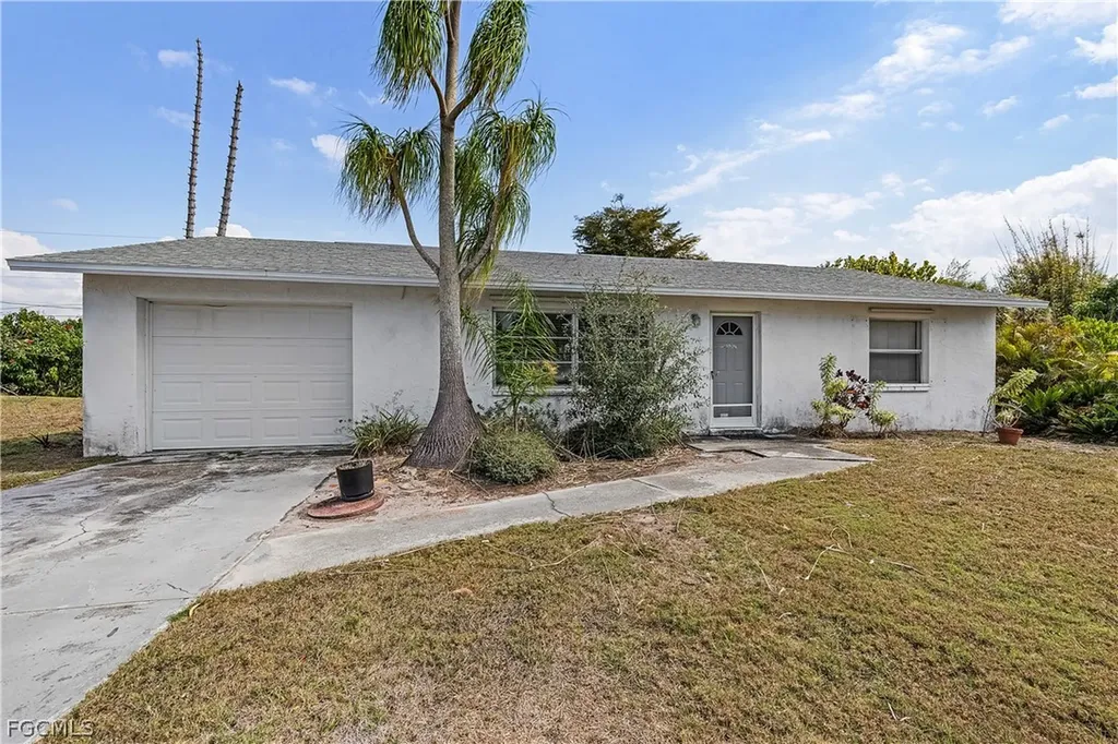 12170 Dolphin Road Bokeelia FL 33922