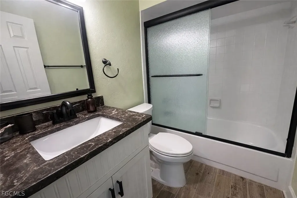 11660 Spinnaker Way Fort Myers FL 33908