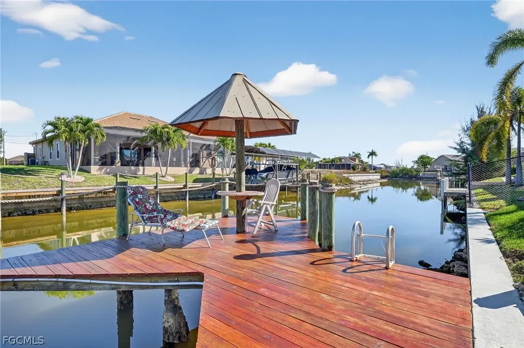 1725 SW 29th Terrace Cape Coral FL 33914