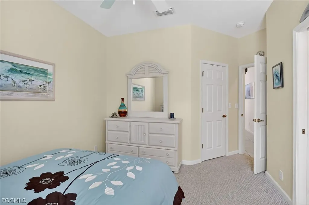 1725 SW 29th Terrace Cape Coral FL 33914