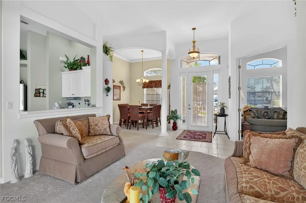 1725 SW 29th Terrace Cape Coral FL 33914