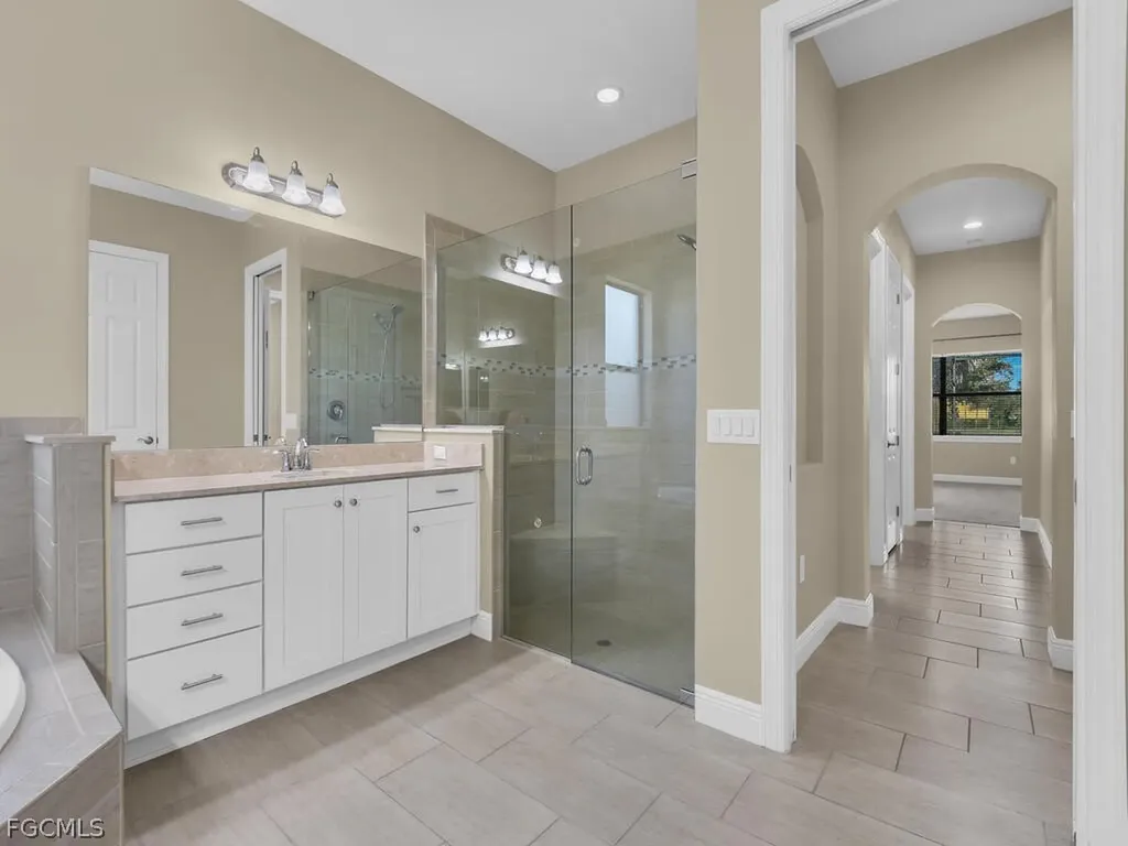 10093 Avalon Lake Circle Fort Myers FL 33913