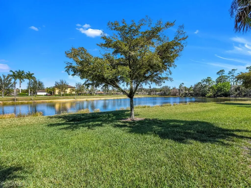 10093 Avalon Lake Circle Fort Myers FL 33913