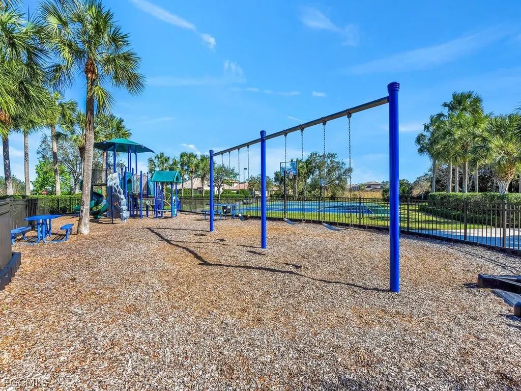 10093 Avalon Lake Circle Fort Myers FL 33913