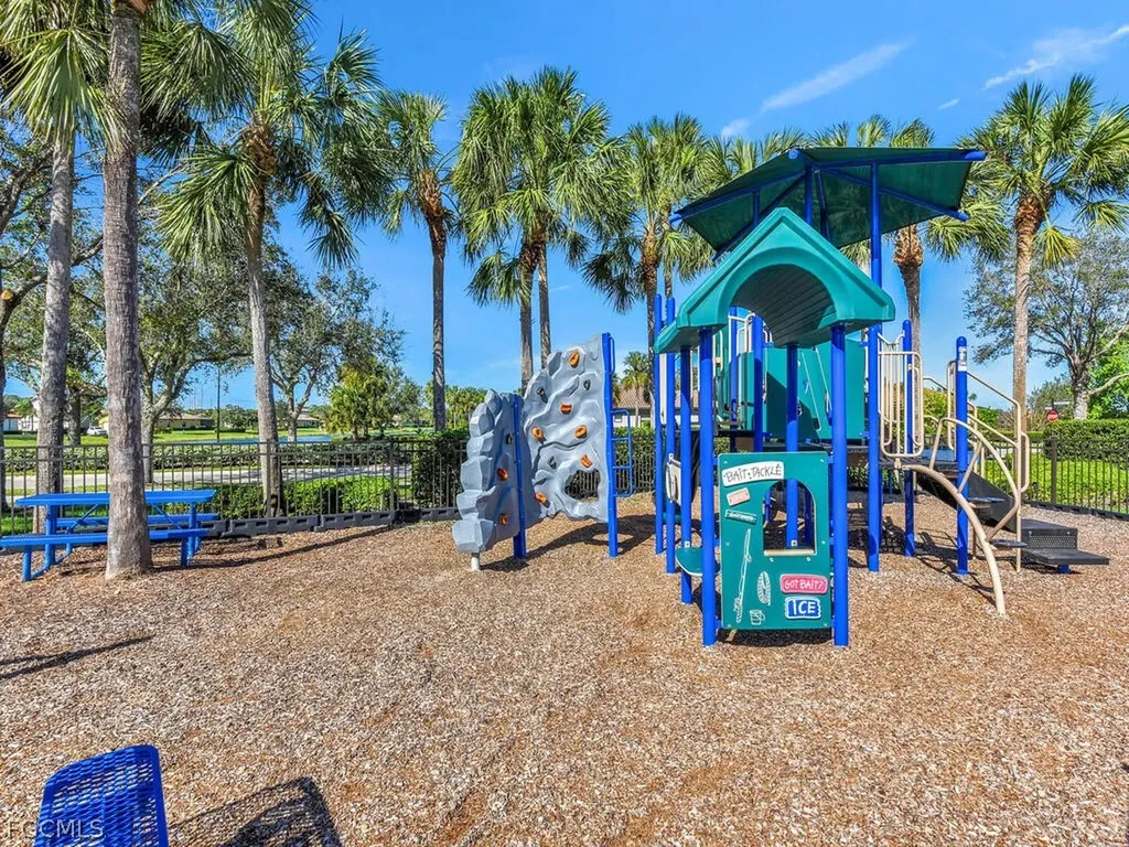 10093 Avalon Lake Circle Fort Myers FL 33913