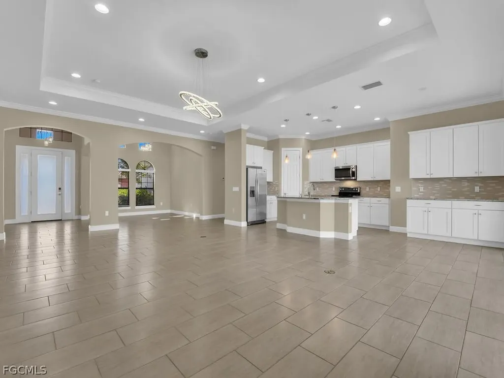 10093 Avalon Lake Circle Fort Myers FL 33913