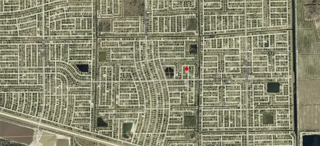 948 Kyle Avenue Lehigh Acres FL 33974