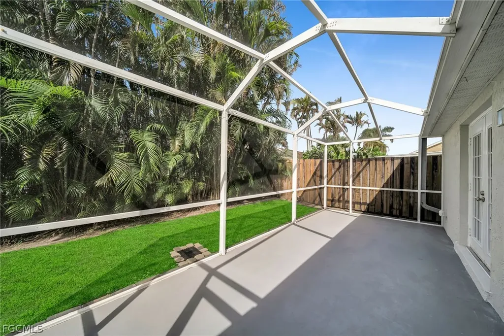 15069 Cloverdale Drive Fort Myers FL 33919