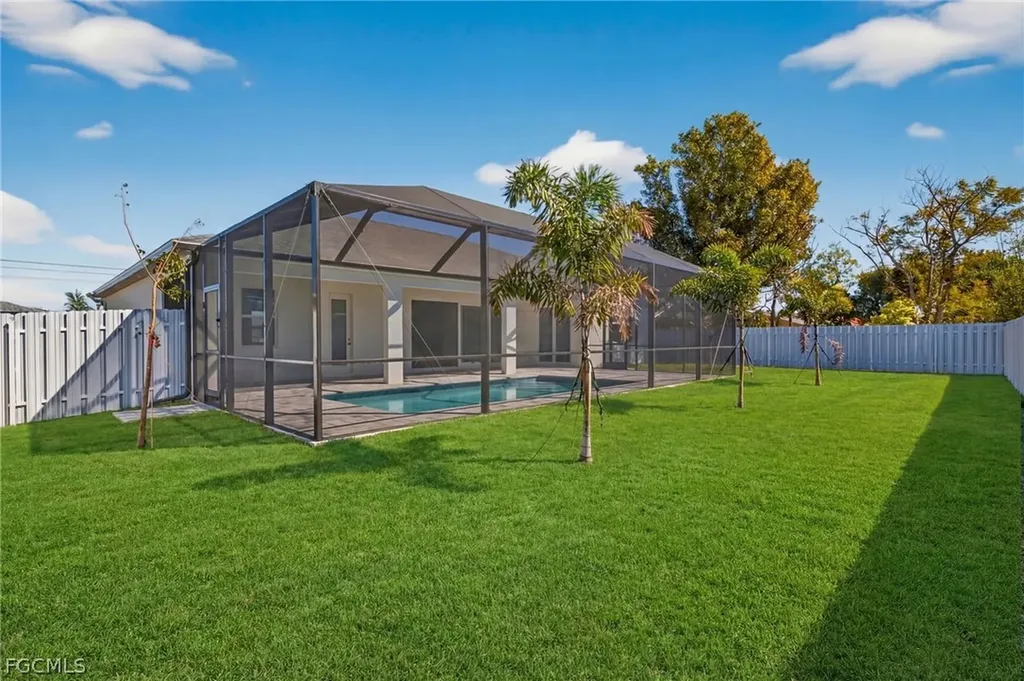 618 SW 30th Terrace Cape Coral FL 33914