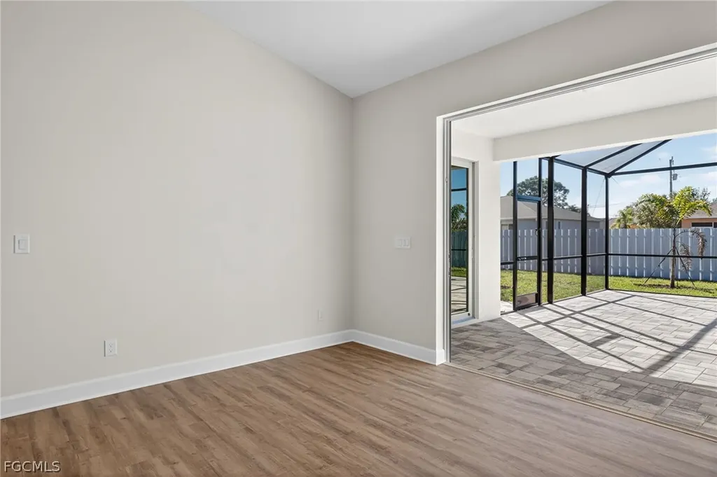 618 SW 30th Terrace Cape Coral FL 33914