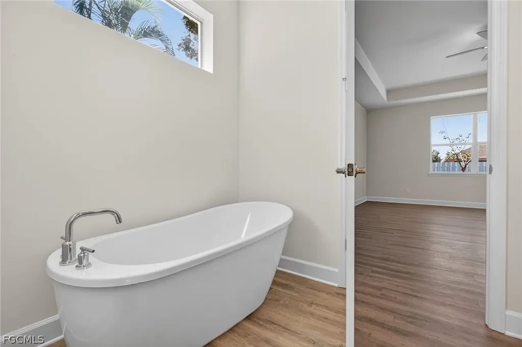 618 SW 30th Terrace Cape Coral FL 33914