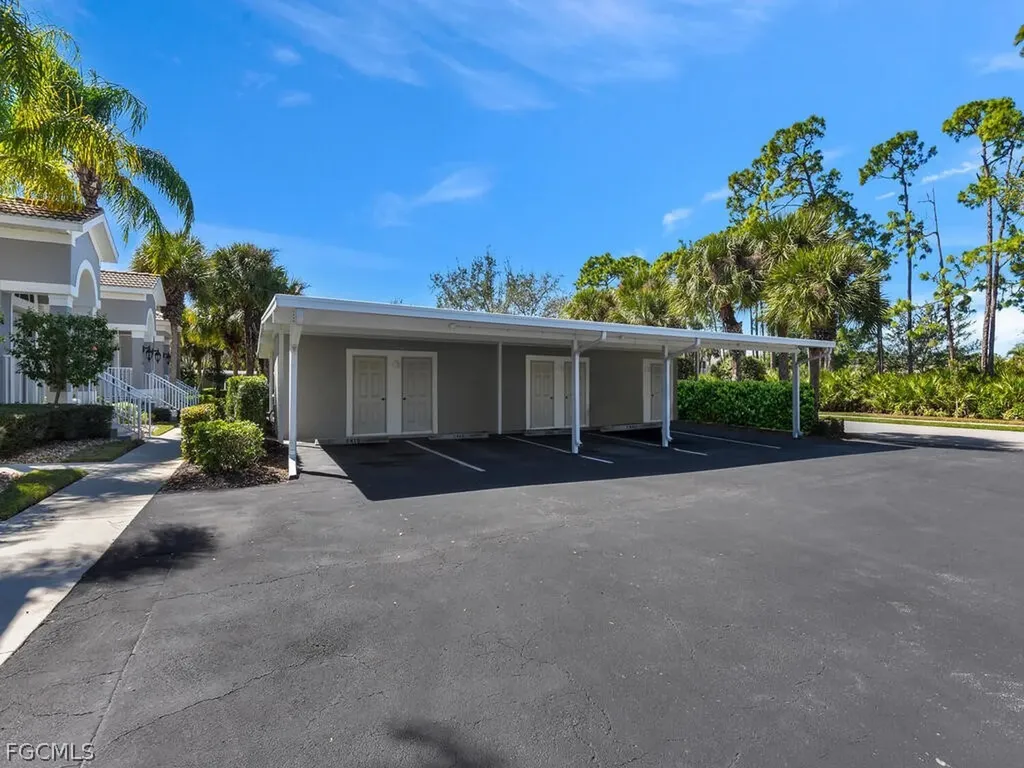 10109 Colonial Country Club Boulevard Fort Myers FL 33913