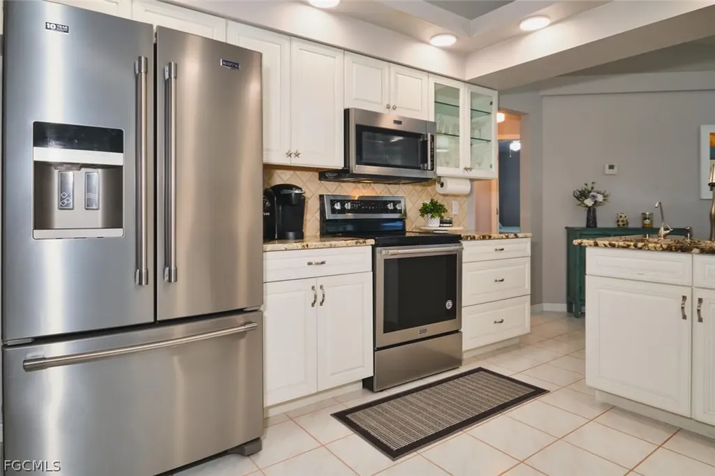 3315 SW 25th Place Cape Coral FL 33914