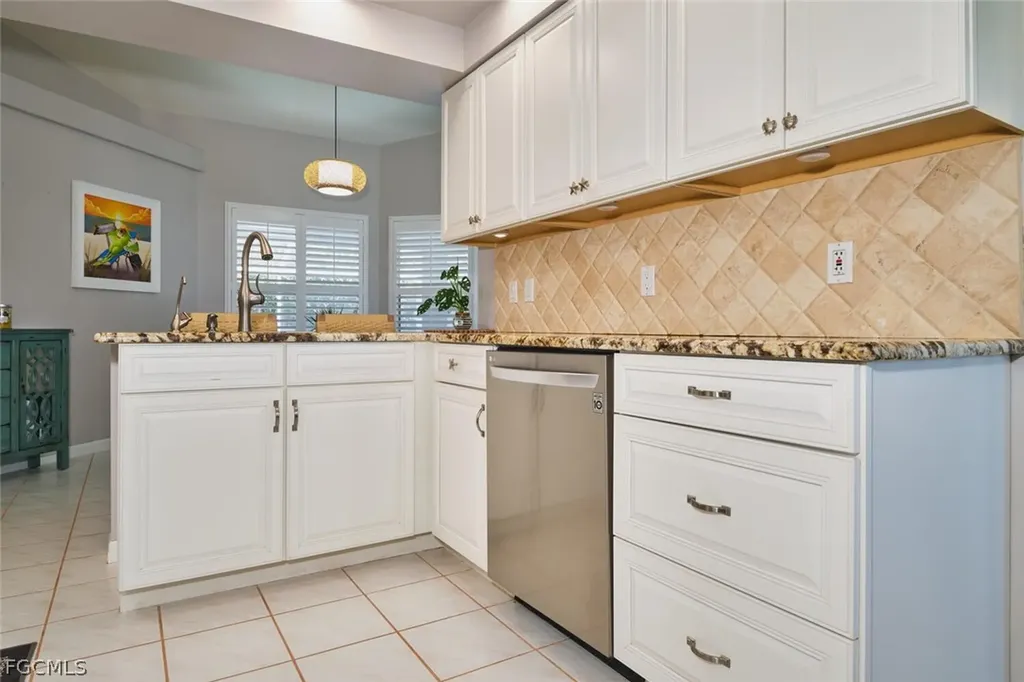 3315 SW 25th Place Cape Coral FL 33914