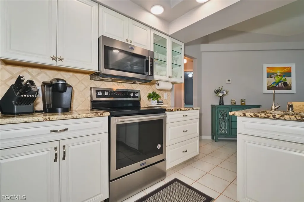3315 SW 25th Place Cape Coral FL 33914