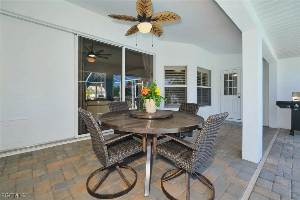 3315 SW 25th Place Cape Coral FL 33914