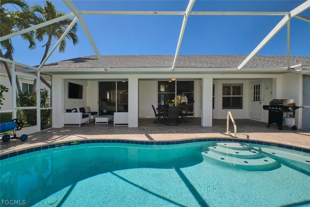 3315 SW 25th Place Cape Coral FL 33914