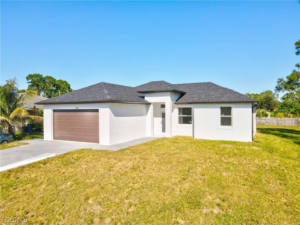 1109 Cumming Street E Lehigh Acres FL 33974