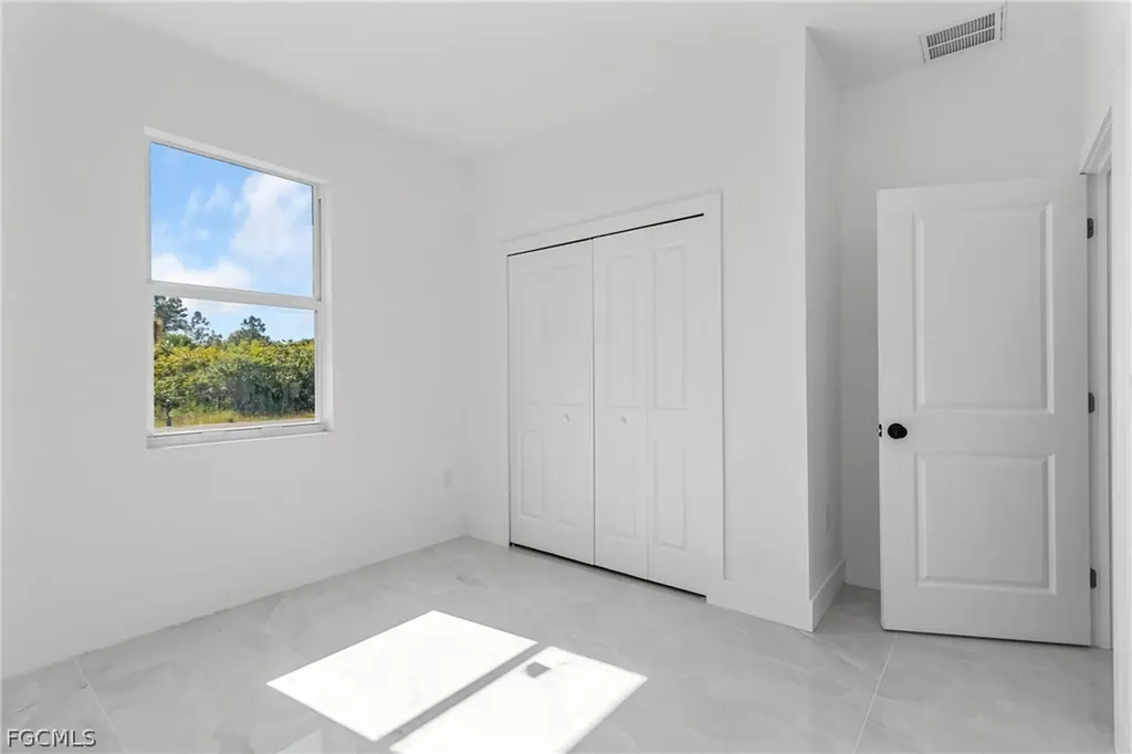 1109 Cumming Street E Lehigh Acres FL 33974