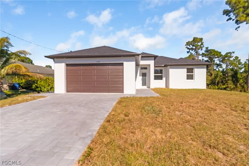 1109 Cumming Street E Lehigh Acres FL 33974