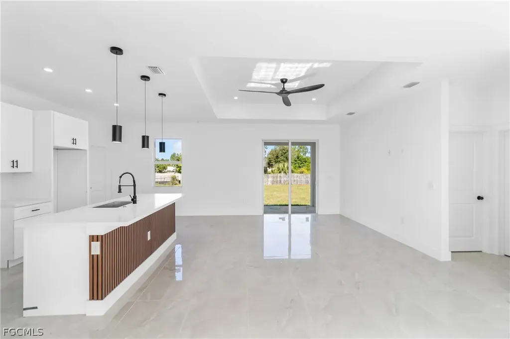 1109 Cumming Street E Lehigh Acres FL 33974
