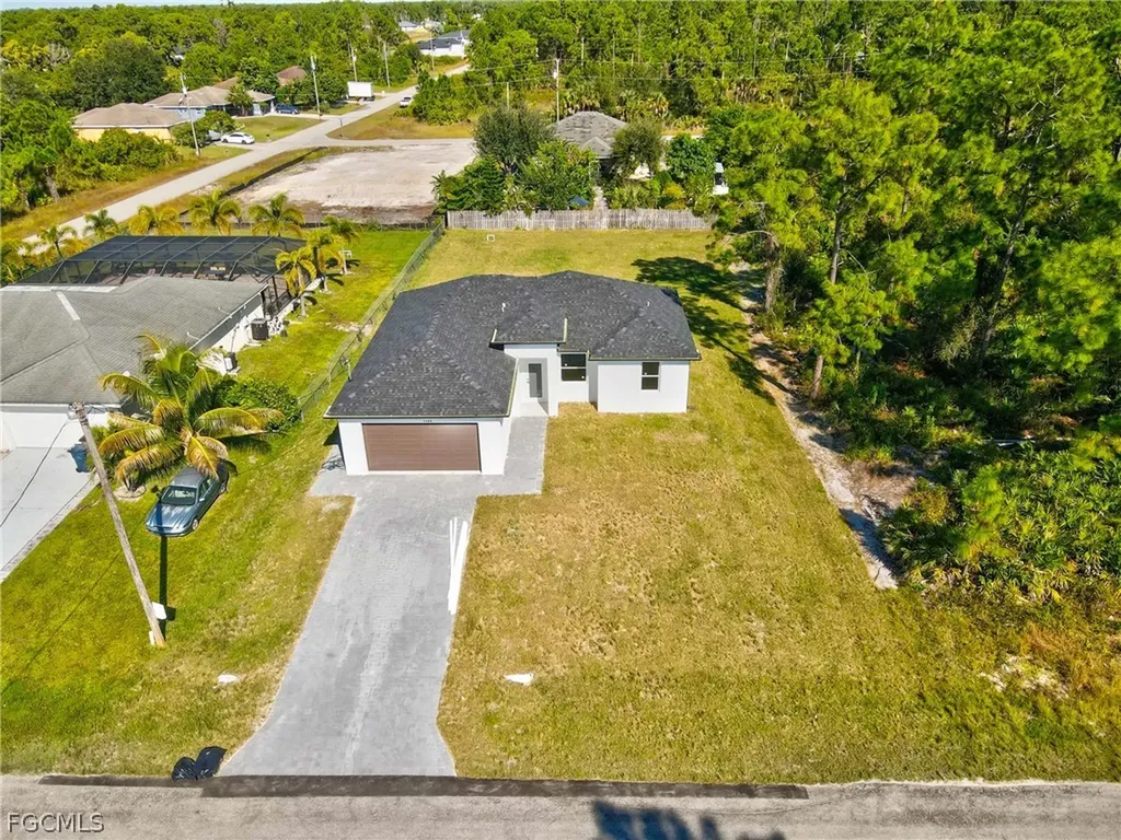 1109 Cumming Street E Lehigh Acres FL 33974