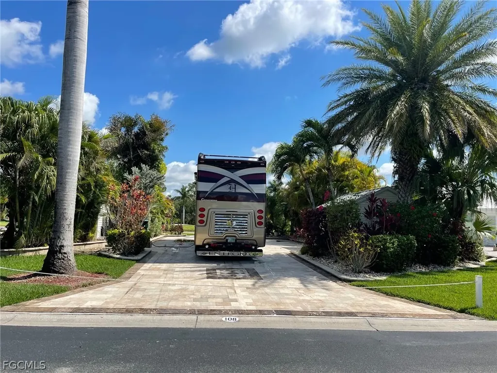 Lot 108 3038 Cupola Circle Labelle FL 33935