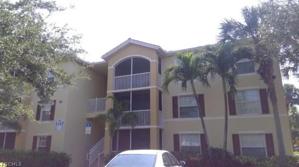 4109 Residence Drive Fort Myers FL 33901