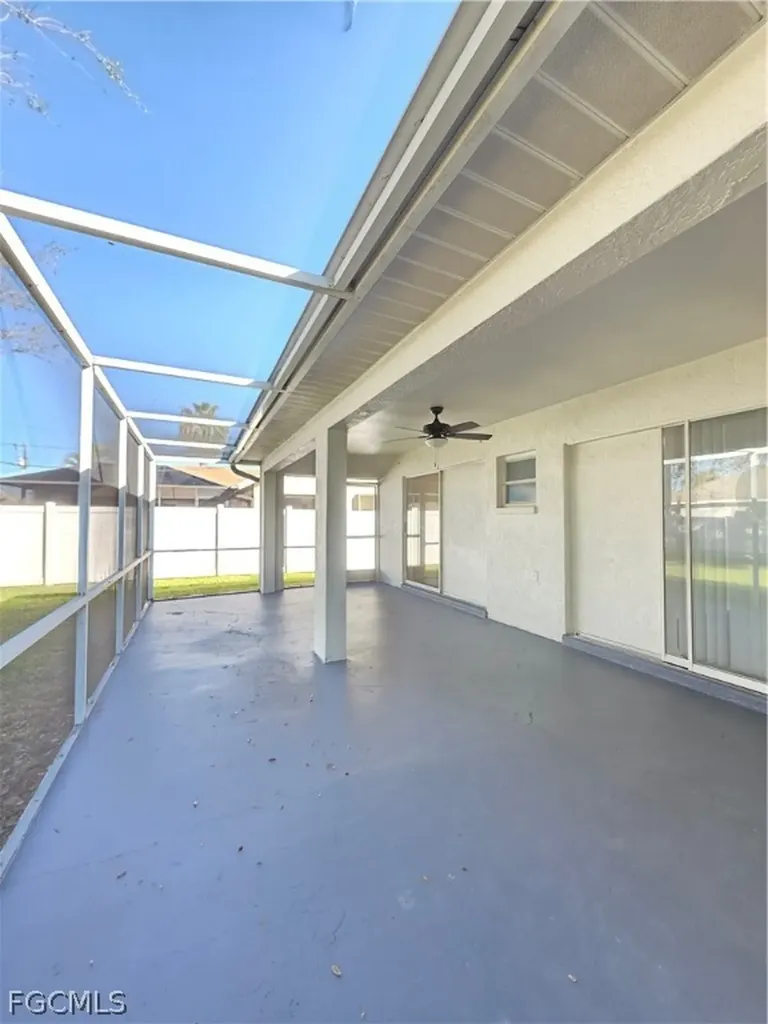 2228 SE 19th Avenue Cape Coral FL 33990