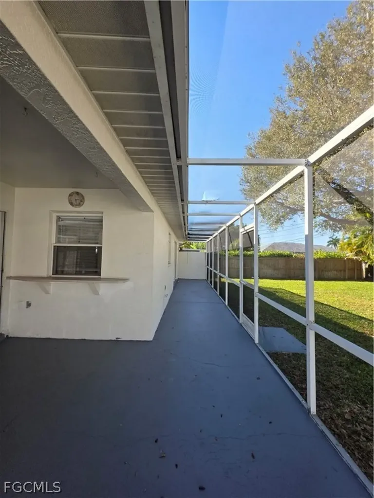 2228 SE 19th Avenue Cape Coral FL 33990