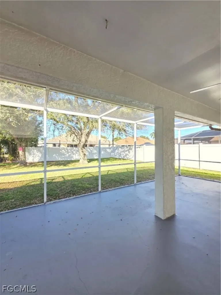 2228 SE 19th Avenue Cape Coral FL 33990
