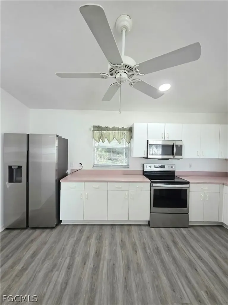 2228 SE 19th Avenue Cape Coral FL 33990