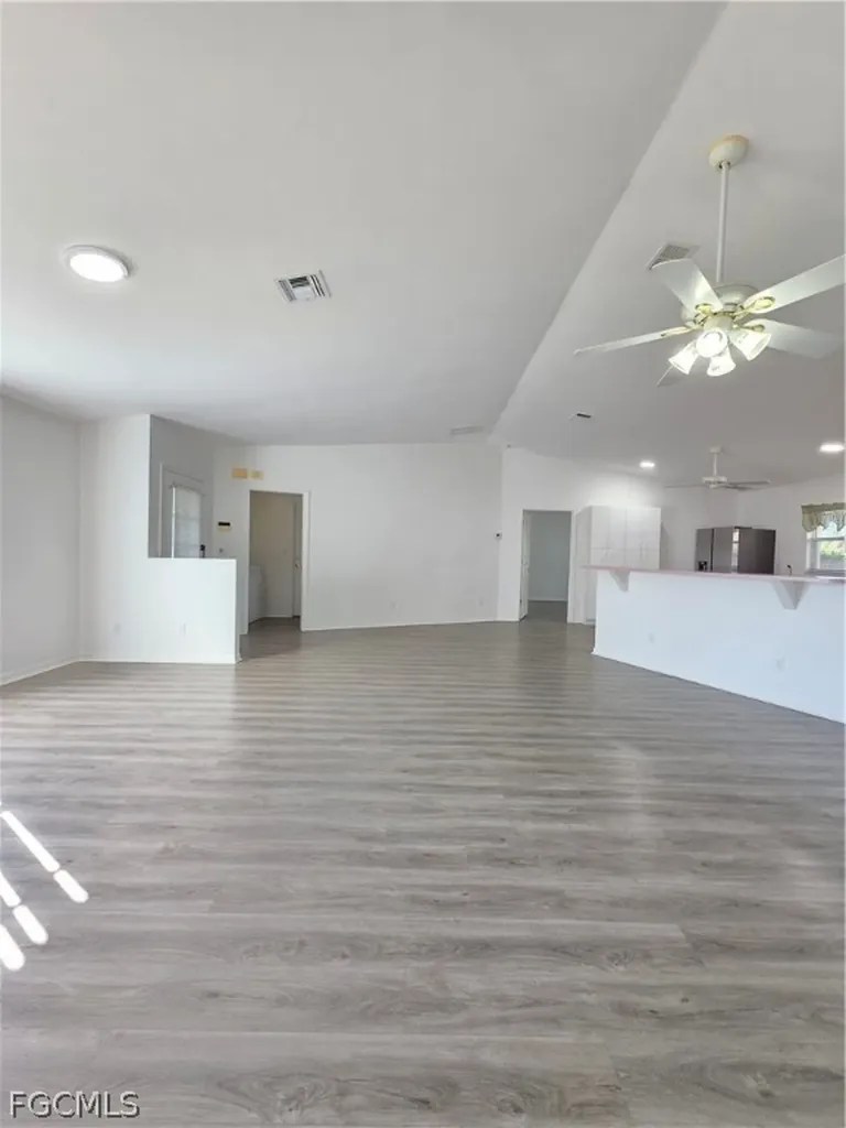 2228 SE 19th Avenue Cape Coral FL 33990