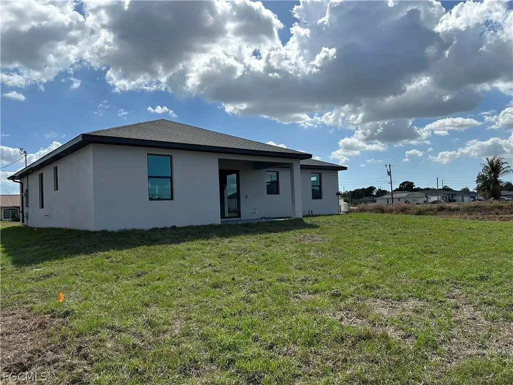 4020 34th Street SW Lehigh Acres FL 33976