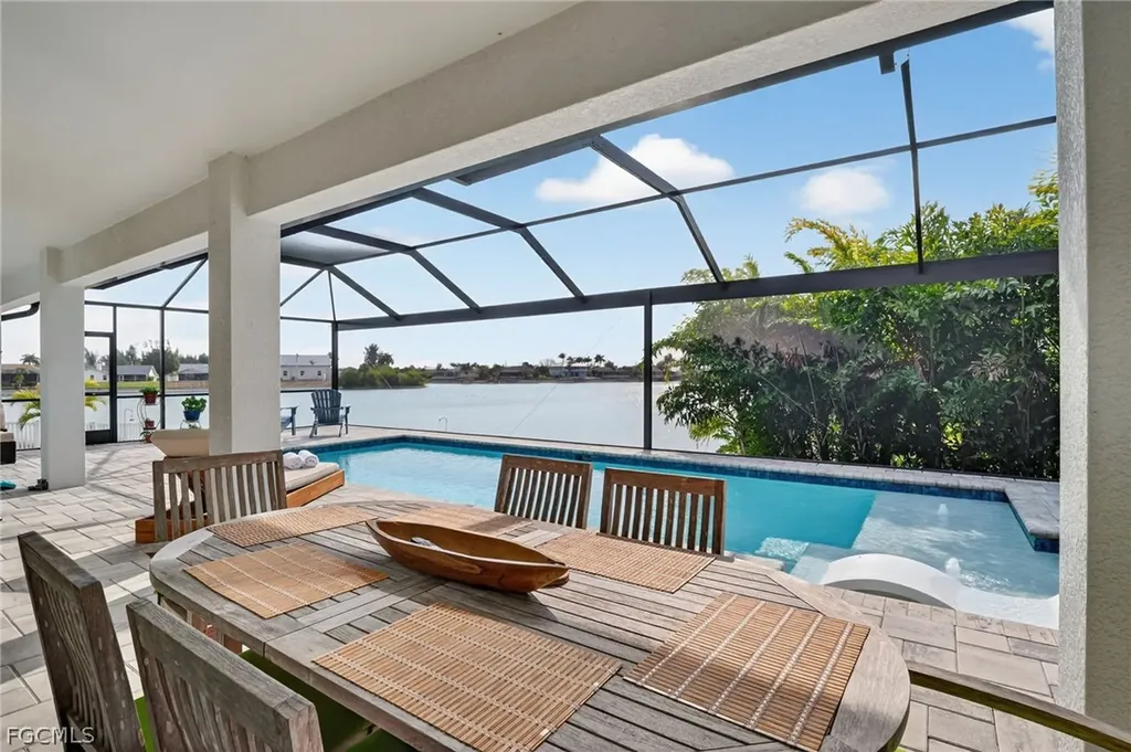 230 NE 18th Street Cape Coral FL 33909