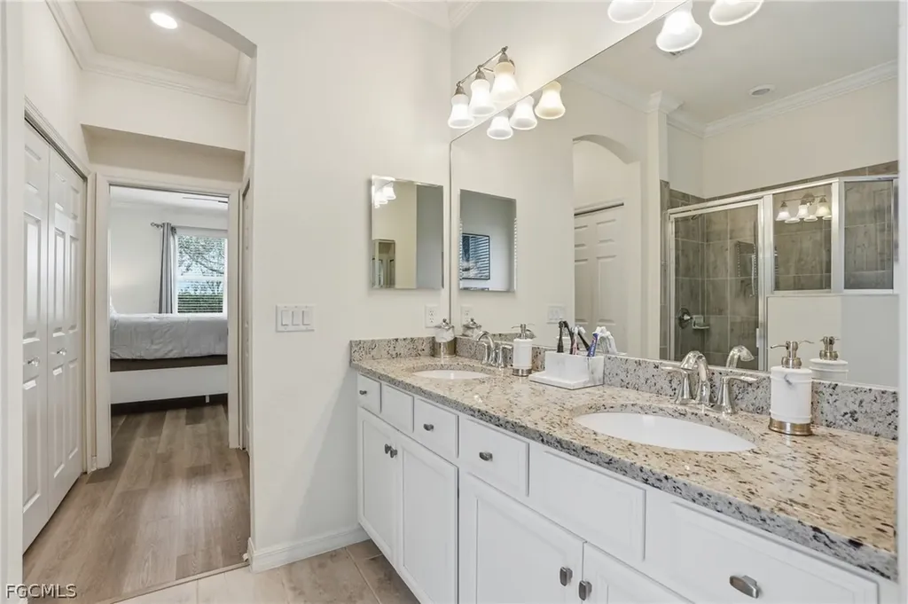 1936 Wellington Street Naples FL 34120