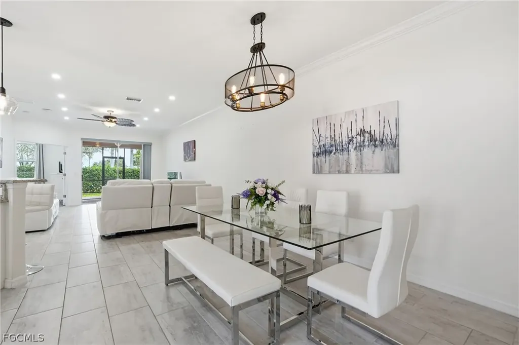 1936 Wellington Street Naples FL 34120