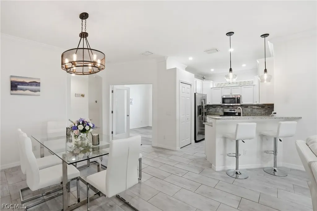 1936 Wellington Street Naples FL 34120