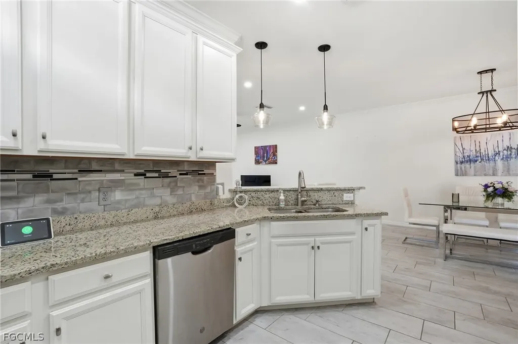 1936 Wellington Street Naples FL 34120