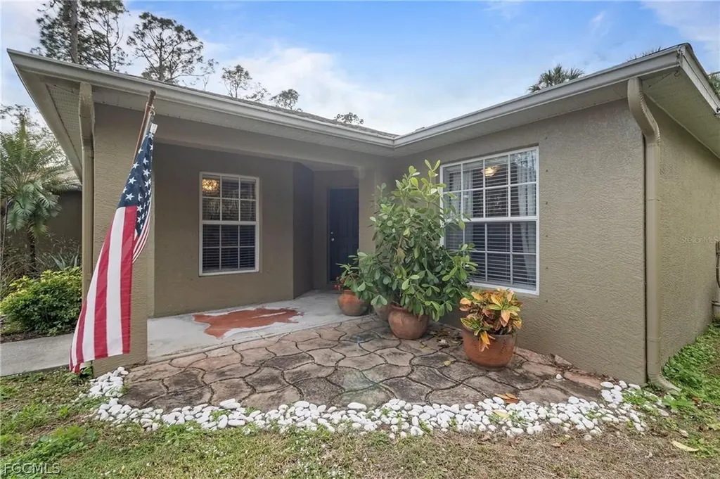 3953 Vehlin Street North Port FL 34286