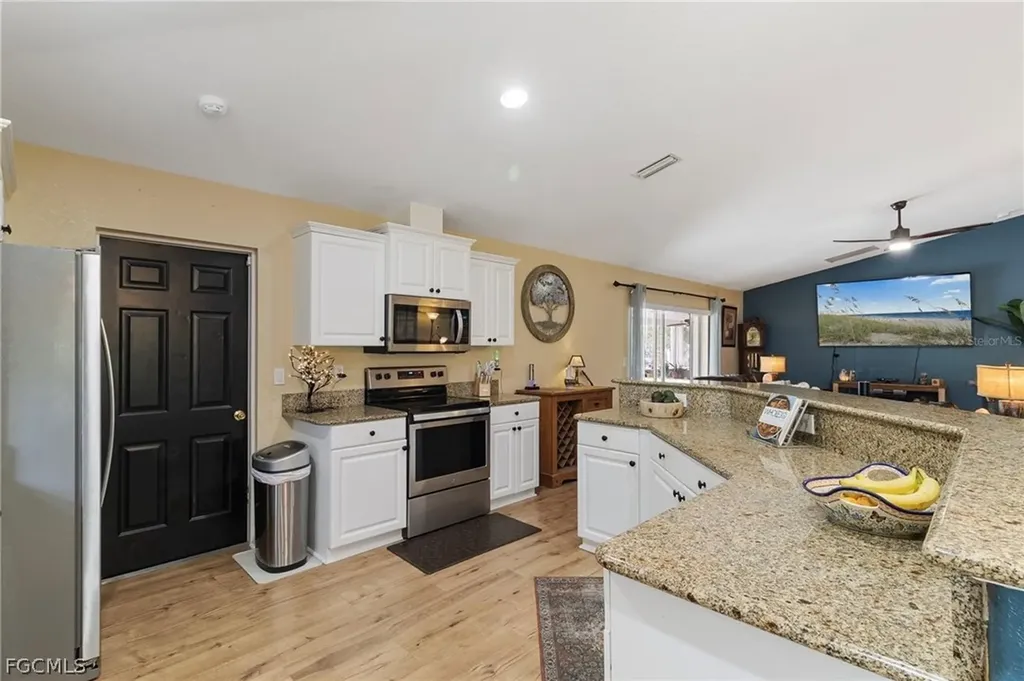 3953 Vehlin Street North Port FL 34286