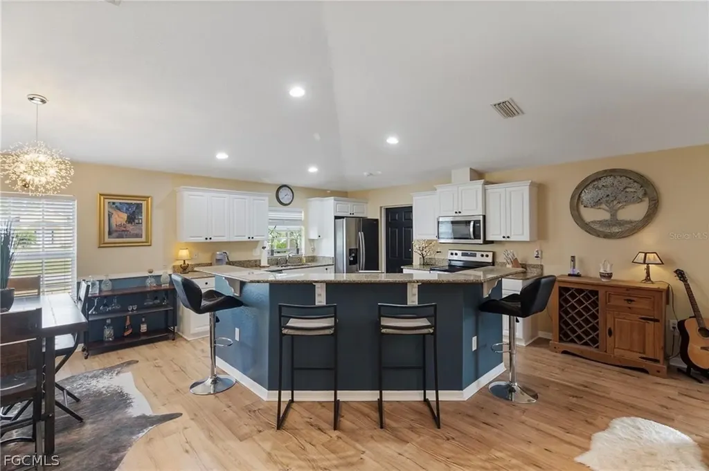 3953 Vehlin Street North Port FL 34286