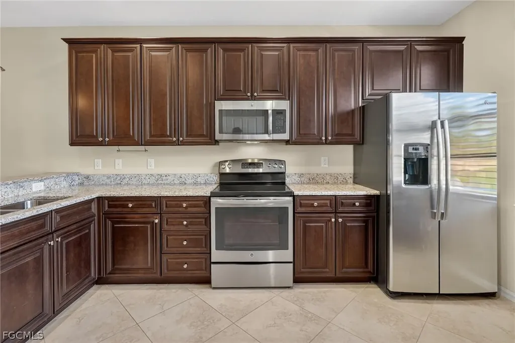 8663 Olinda Way Fort Myers FL 33912
