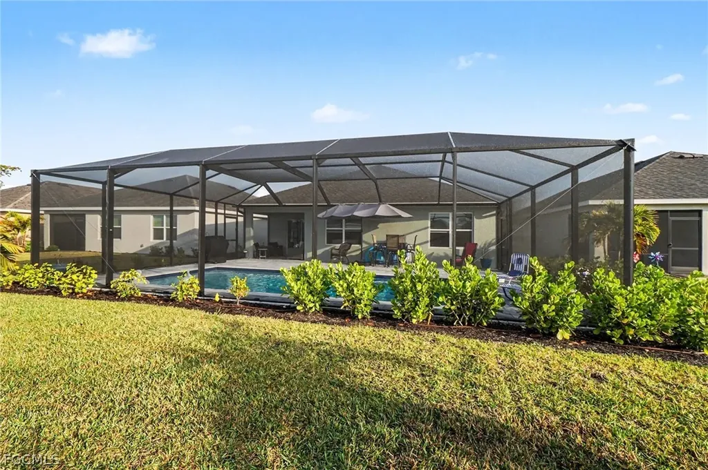 20245 Camino Torcido Loop North Fort Myers FL 33917