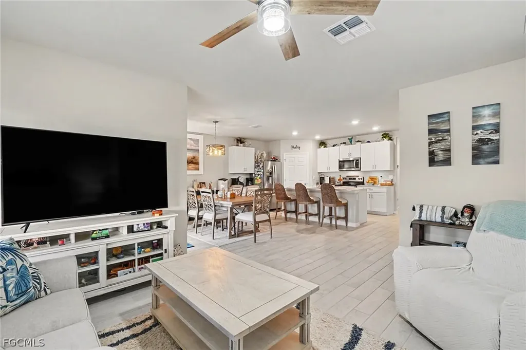 20245 Camino Torcido Loop North Fort Myers FL 33917
