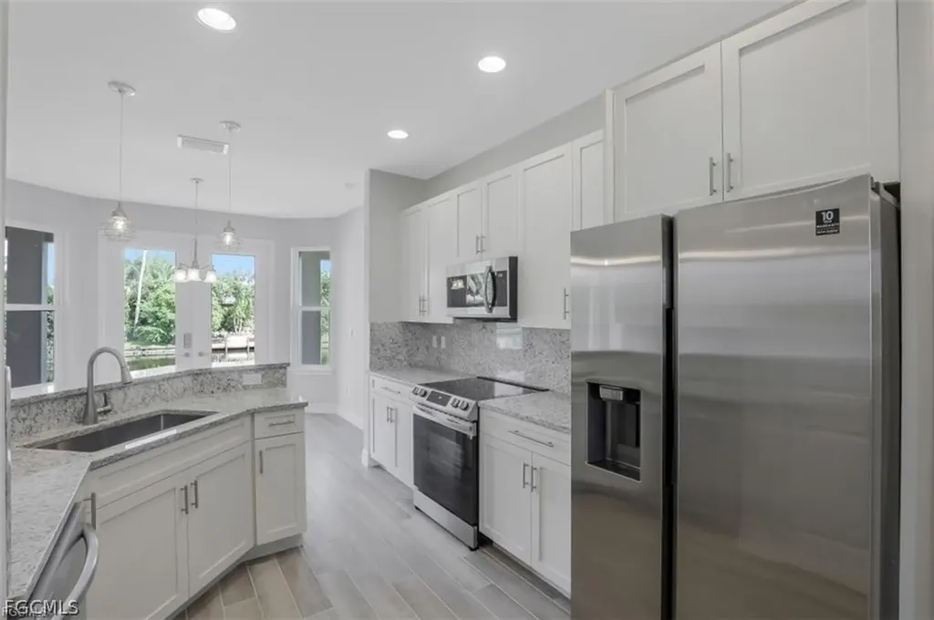 37 SE 23rd Avenue Cape Coral FL 33990
